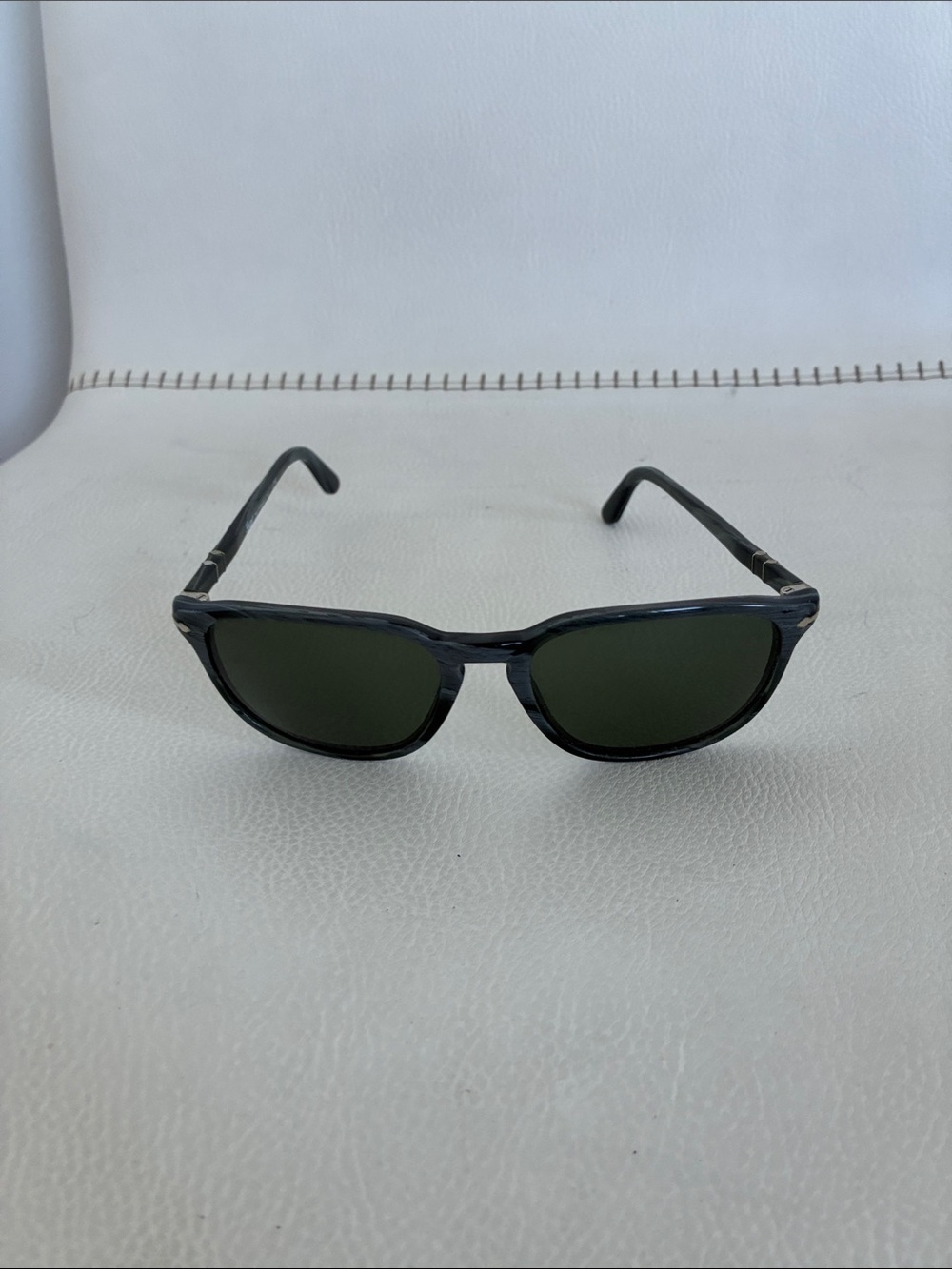 Persol Sunglasses Gray Acetate Classic Frame – Made in Italy
